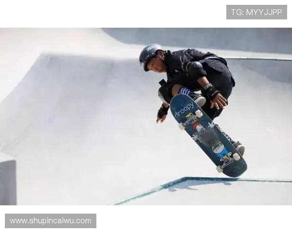 武汉滑板队在极限运动会中的团队协作表现分析与点评